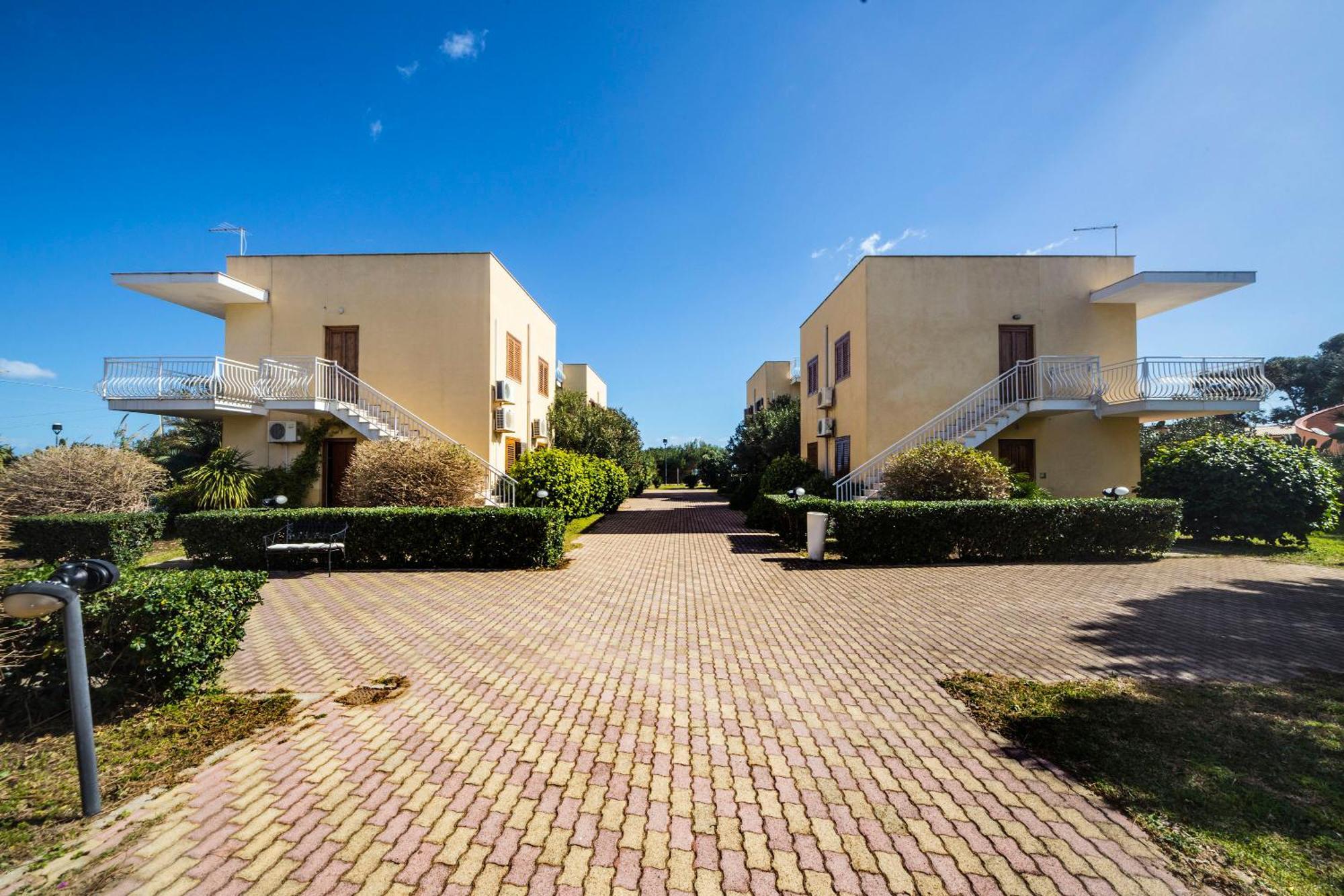 Giallomare Aparthotel Marzamemi Exterior photo